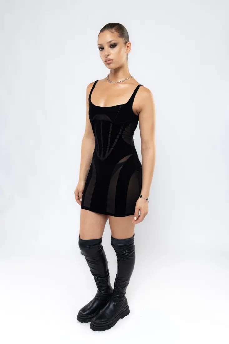 Women's editorial styled by Quezio